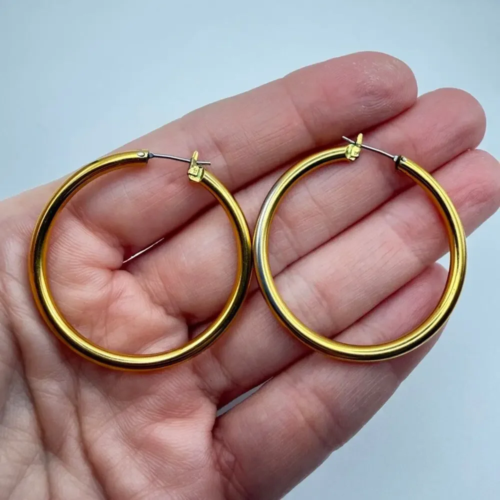 LOT Of 3 Pairs MONET Hoop Gold Tone Earrings Sizes 7/8"- 1" - 1 9/16" - Picture 2 of 4